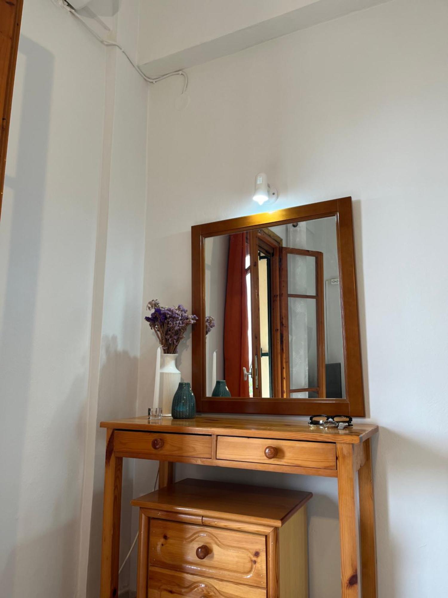 Apartment Papadatos Apts With Amazing View - 5mins From The *