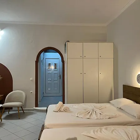 Papadatos Apts With Amazing View - 5Mins From The Beach Kontogialos Exterior photo