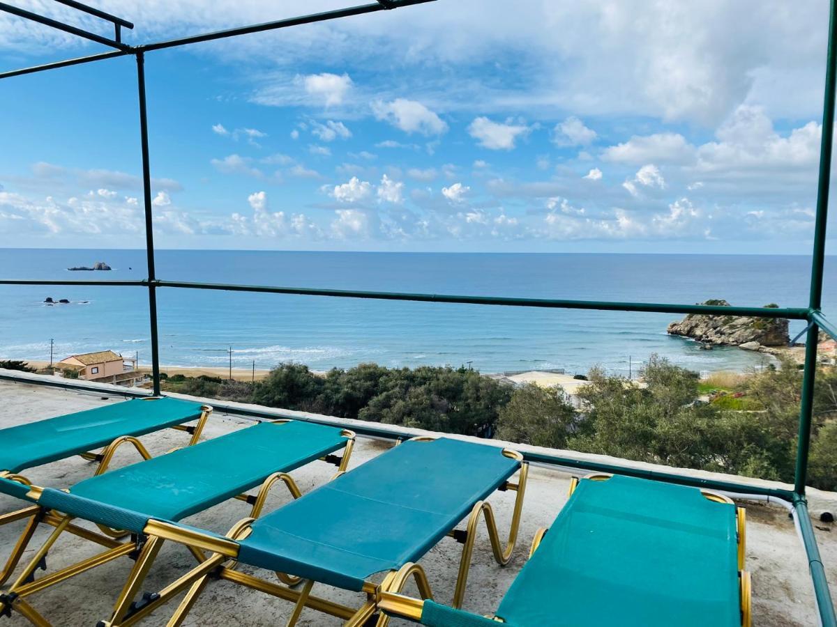 Papadatos Apts With Amazing View - 5mins From The *